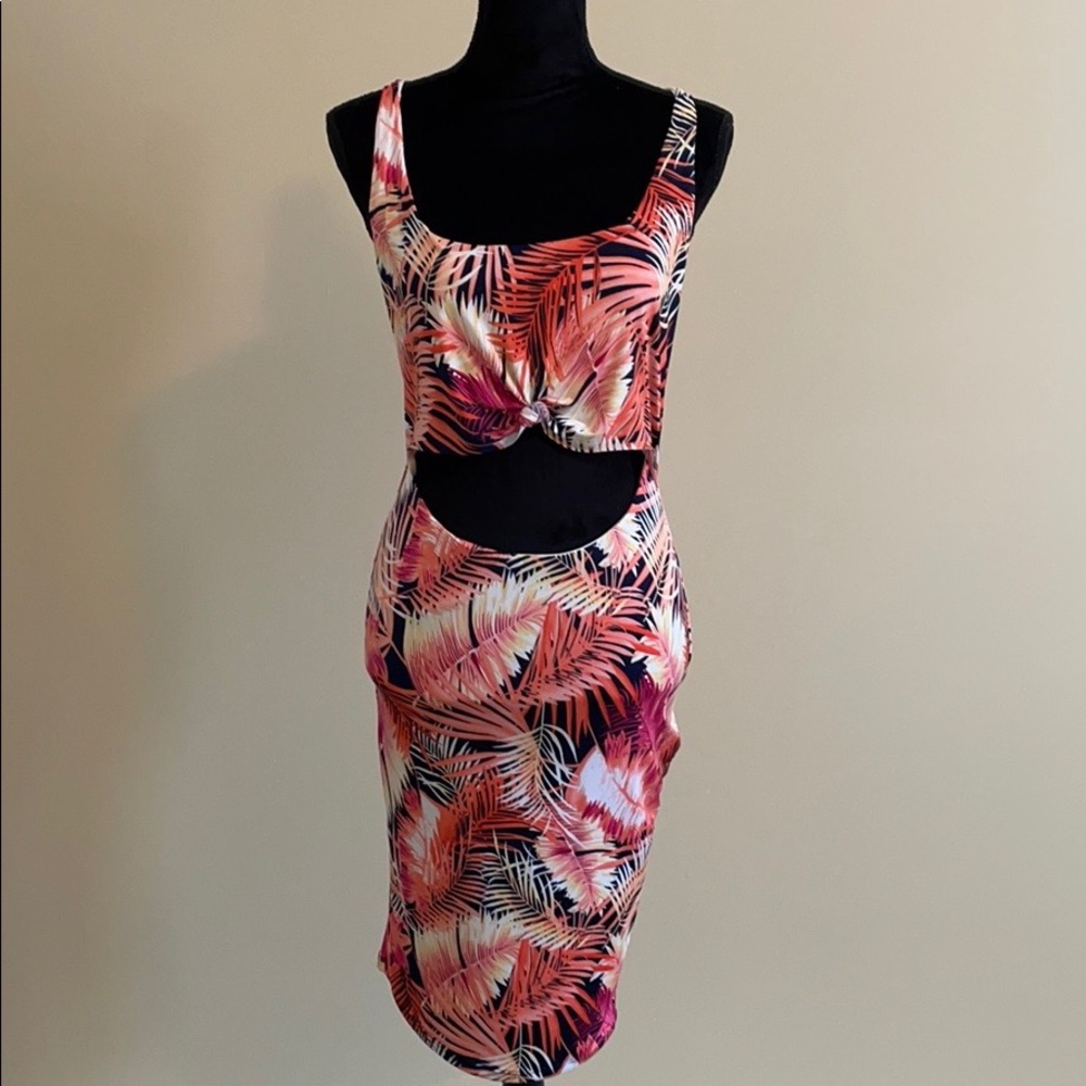 HOT MIAMI STYLES Bodycon Dress